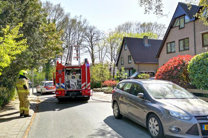 Containerbrand slaat over naar dak