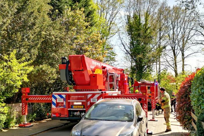 Containerbrand slaat over naar dak