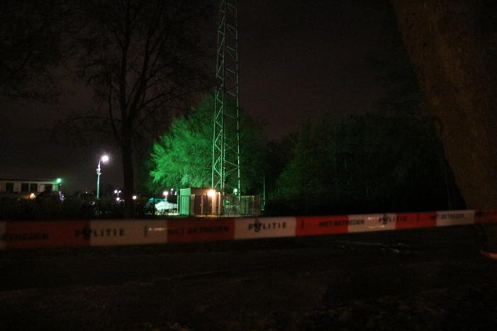 5G zendmast in brand gestoken