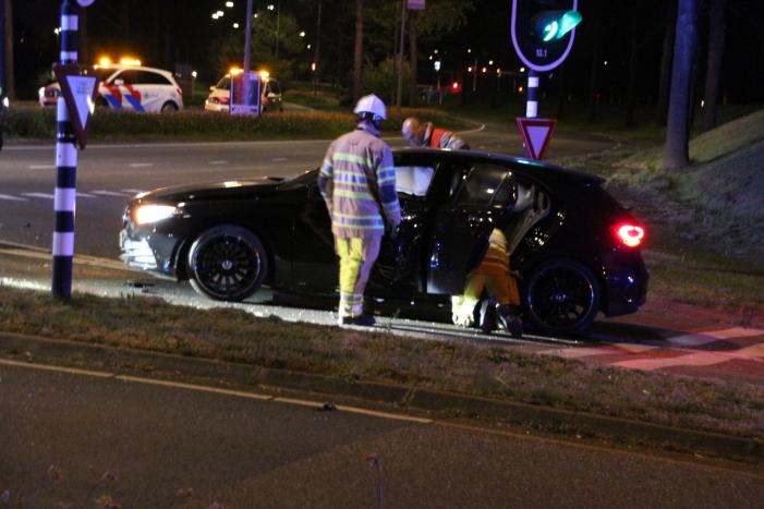 Zwaargewonde na botsing tussen twee voertuigen