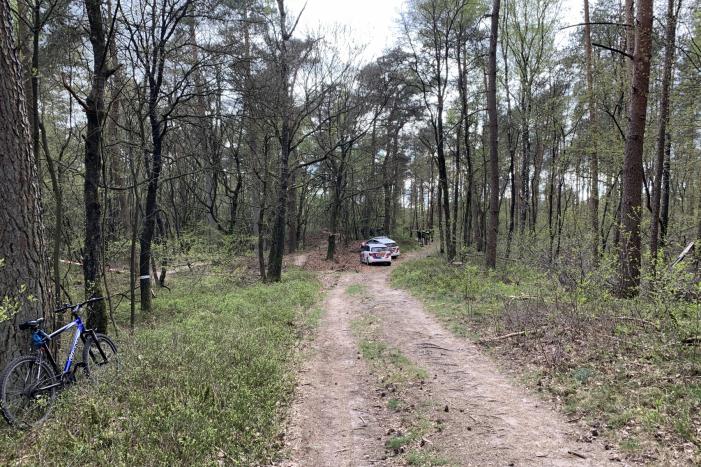 Overleden wielrenner aangetroffen