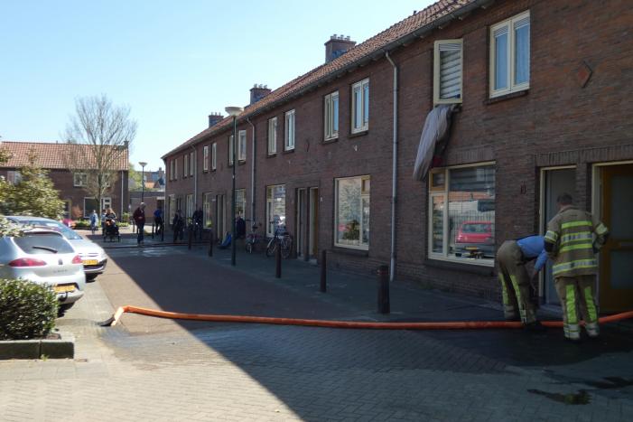 Kruipruimtes acht woningen volgelopen met water