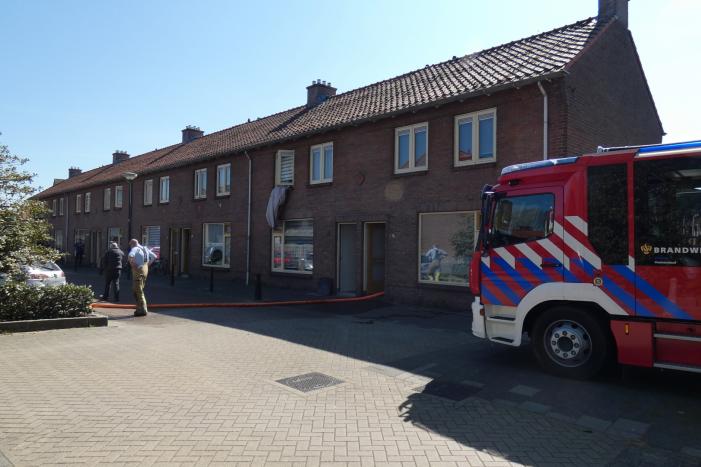 Kruipruimtes acht woningen volgelopen met water