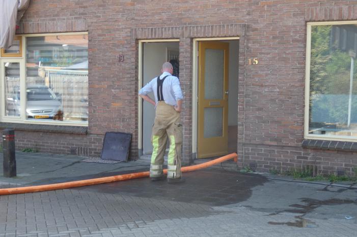 Kruipruimtes acht woningen volgelopen met water