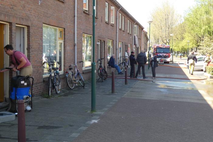 Kruipruimtes acht woningen volgelopen met water