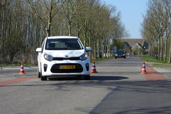 Fietser ernstig gewond na ongeval op kruising