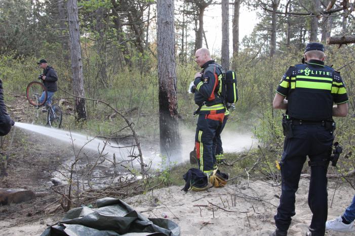 Brand in bos vermoedelijk aangestoken