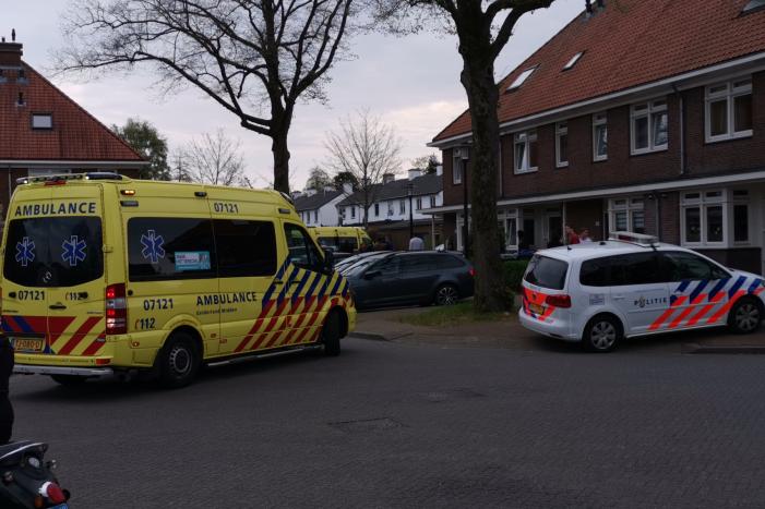 Persoon zwaargewond na val van hoogte