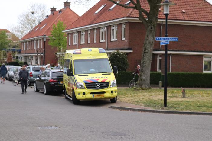 Persoon zwaargewond na val van hoogte