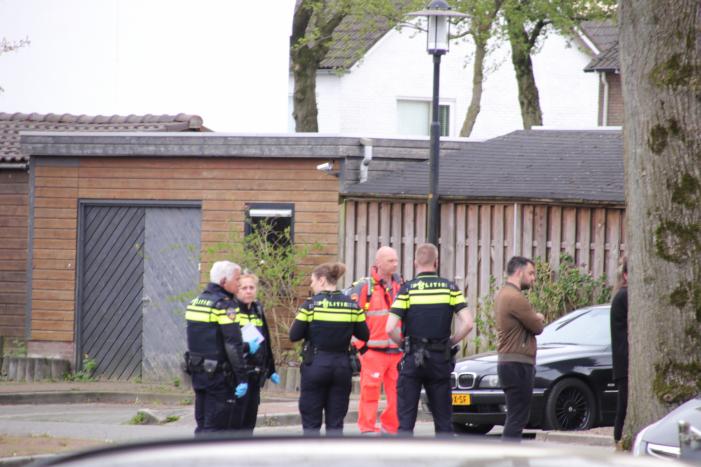 Persoon zwaargewond na val van hoogte