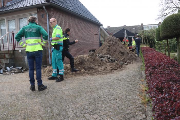 Man bedolven onder puin bij sloopwerkzaamheden