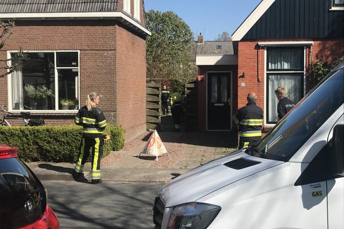 Gaslekkage in achtertuin van woning