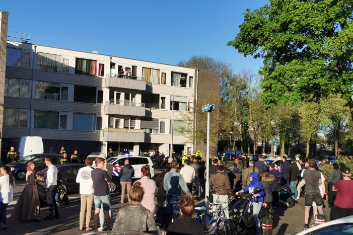Politie grijpt in bij grote vechtpartij