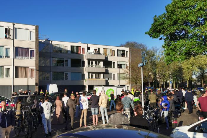 Politie grijpt in bij grote vechtpartij