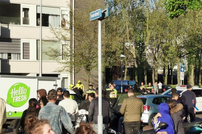 Politie grijpt in bij grote vechtpartij