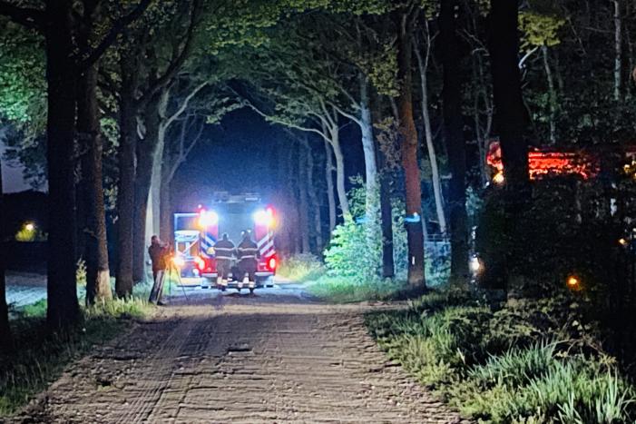 Brand in schoorsteen van woning