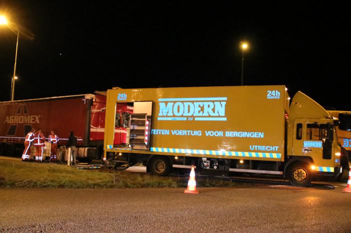 Tankstation en parkeerplaats afgesloten om lekgereden dieseltank