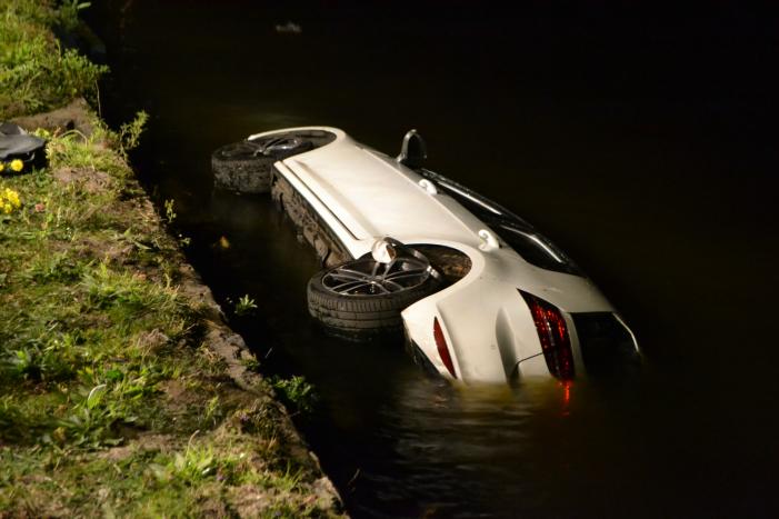 Voertuig te water, bestuurder spoorloos