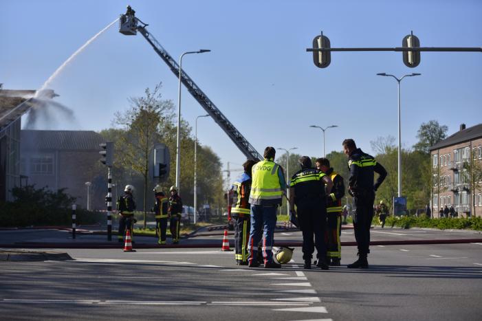 Grote brand in voormalige kerk en uitvaartcentrum