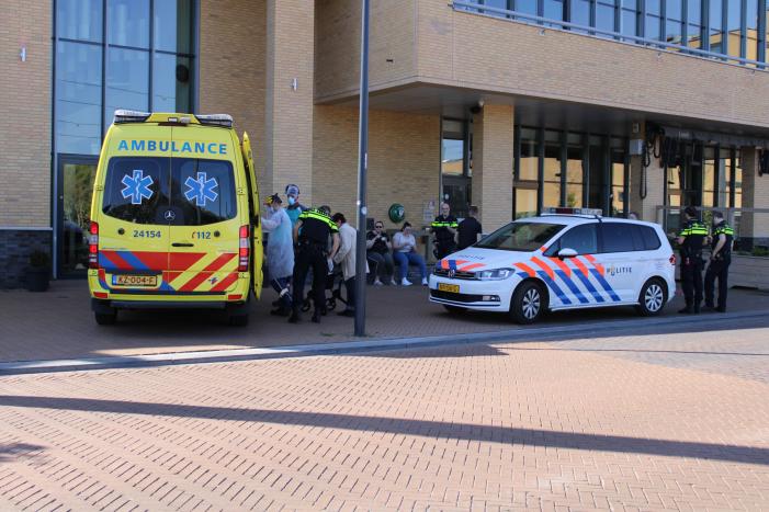 Vrouw met rollator aangereden door auto