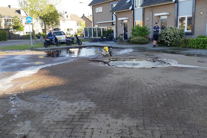 Waterballet na gesprongen leiding