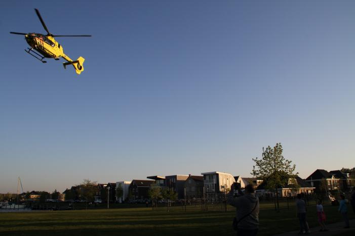 Traumahelikopter inzet trekt veel bekijks