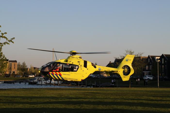Traumahelikopter inzet trekt veel bekijks