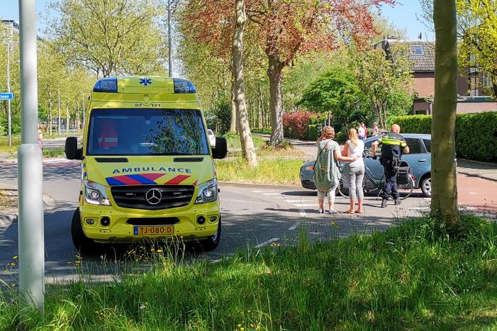 Fietser gewond bij aanrijding met auto