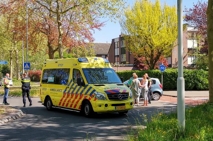 Fietser gewond bij aanrijding met auto