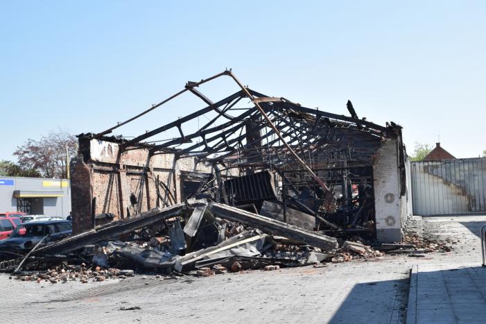 Uitgebreid onderzoek na brand bij Honda garage