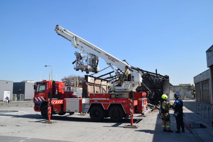 Uitgebreid onderzoek na brand bij Honda garage