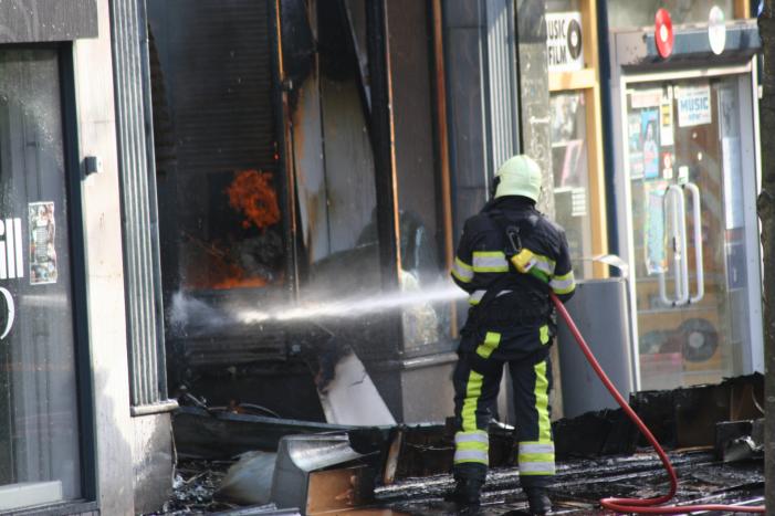 Grote brand bij Discus Muziek