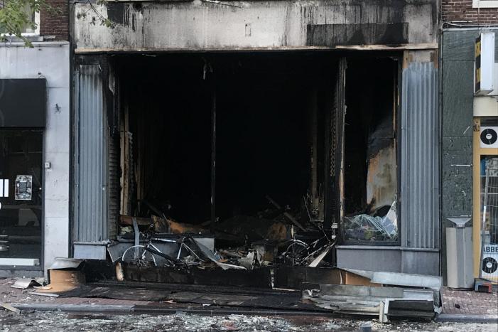 Grote brand bij Discus Muziek