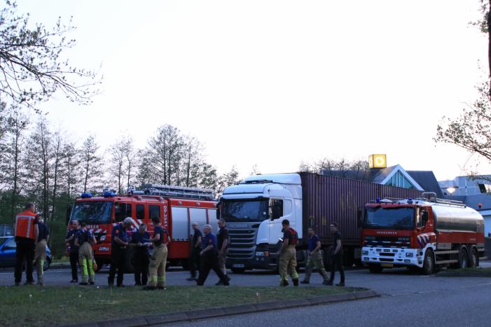 Meerdere brandweereenheden ingezet voor grote natuurbrand in Limburg