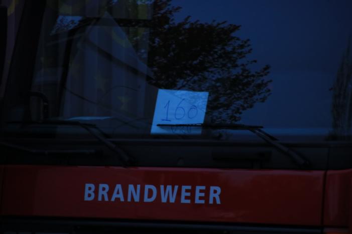 Meerdere brandweereenheden ingezet voor grote natuurbrand in Limburg