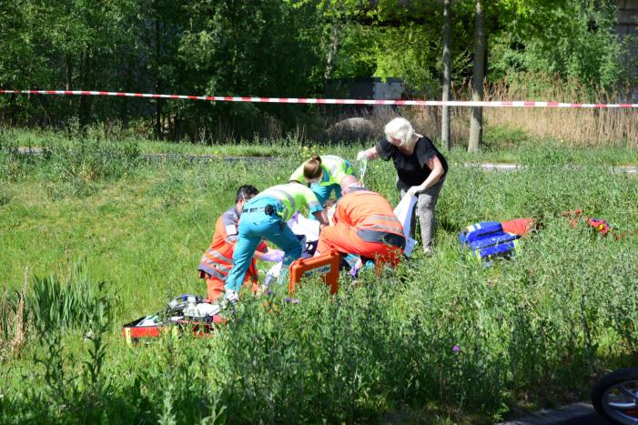 Scooterrijder gelanceerd bij ongeval met auto
