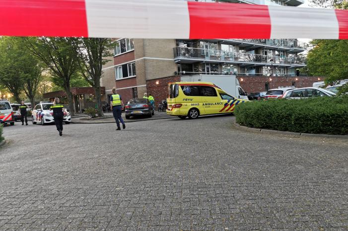 Persoon overleden na val van flatgebouw
