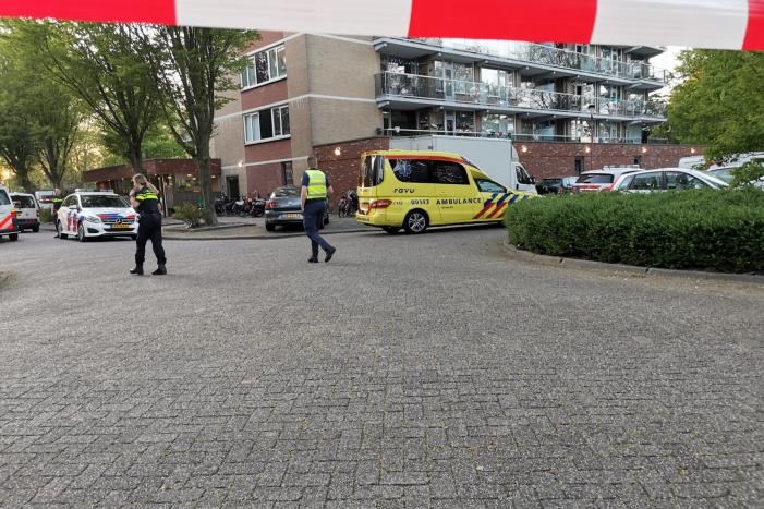 Persoon overleden na val van flatgebouw