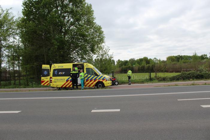 Man met driewieler belandt in sloot