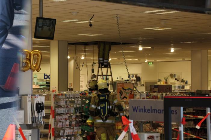 Hema winkelcentrum Emiclaer ontruimd na brand