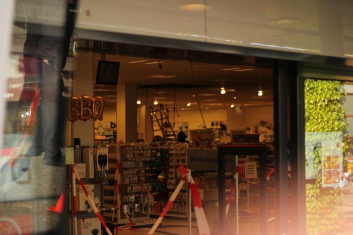 Hema winkelcentrum Emiclaer ontruimd na brand