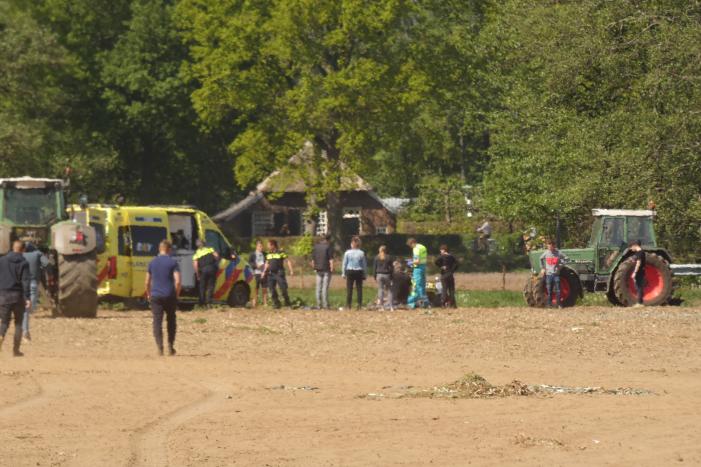 Quadrijder zwaargewond na valpartij