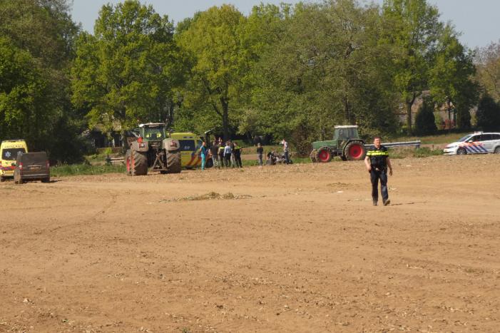 Quadrijder zwaargewond na valpartij