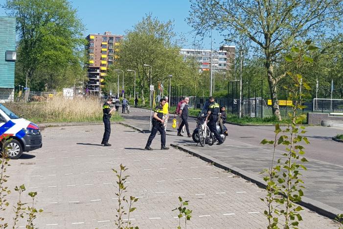Politie voert controles uit bij scooterrijders