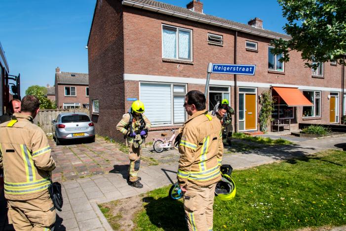 Brandweer rukt uit voor keukenbrand in woning