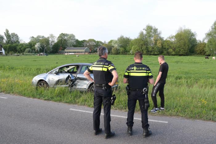 Veel schade na botsing tussen auto's
