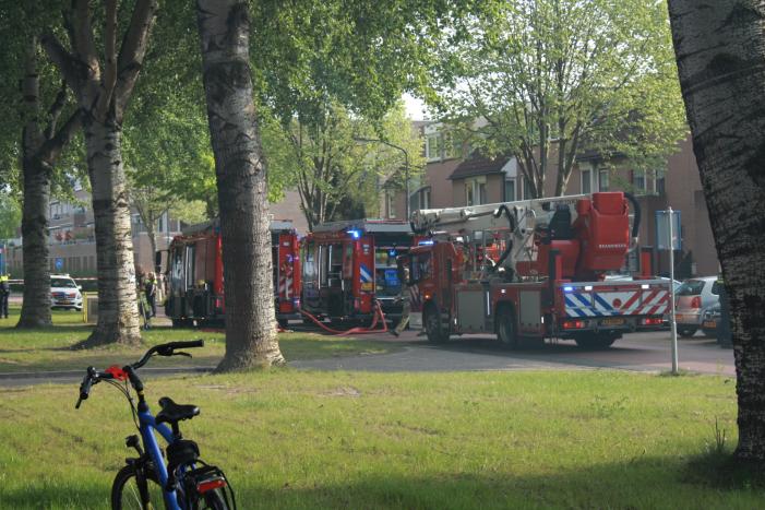 Uitslaande brand verwoest woning