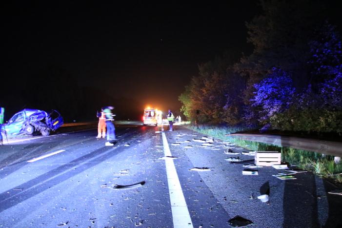 Snelweg afgesloten door zwaar ongeval