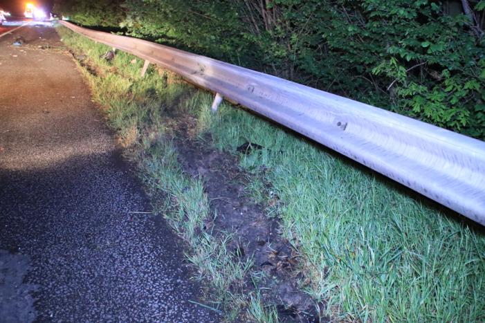 Snelweg afgesloten door zwaar ongeval