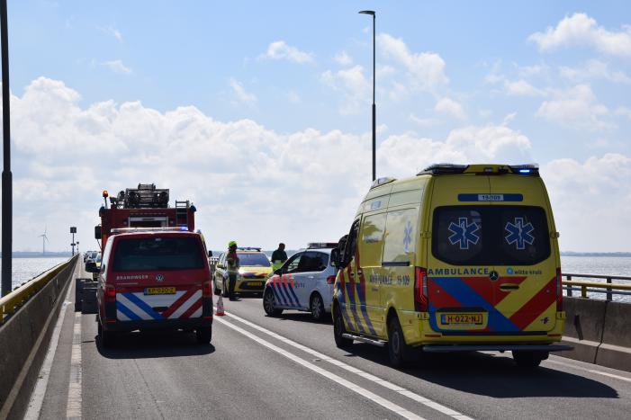 Wielrenner overleden na frontale botsing op Zeelandbrug